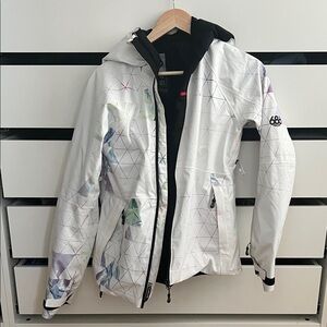 686 Women's White and Purple Ski Jacket